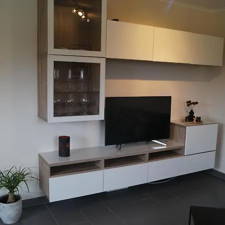 Hof Lamberty مزرعة للإقامة *